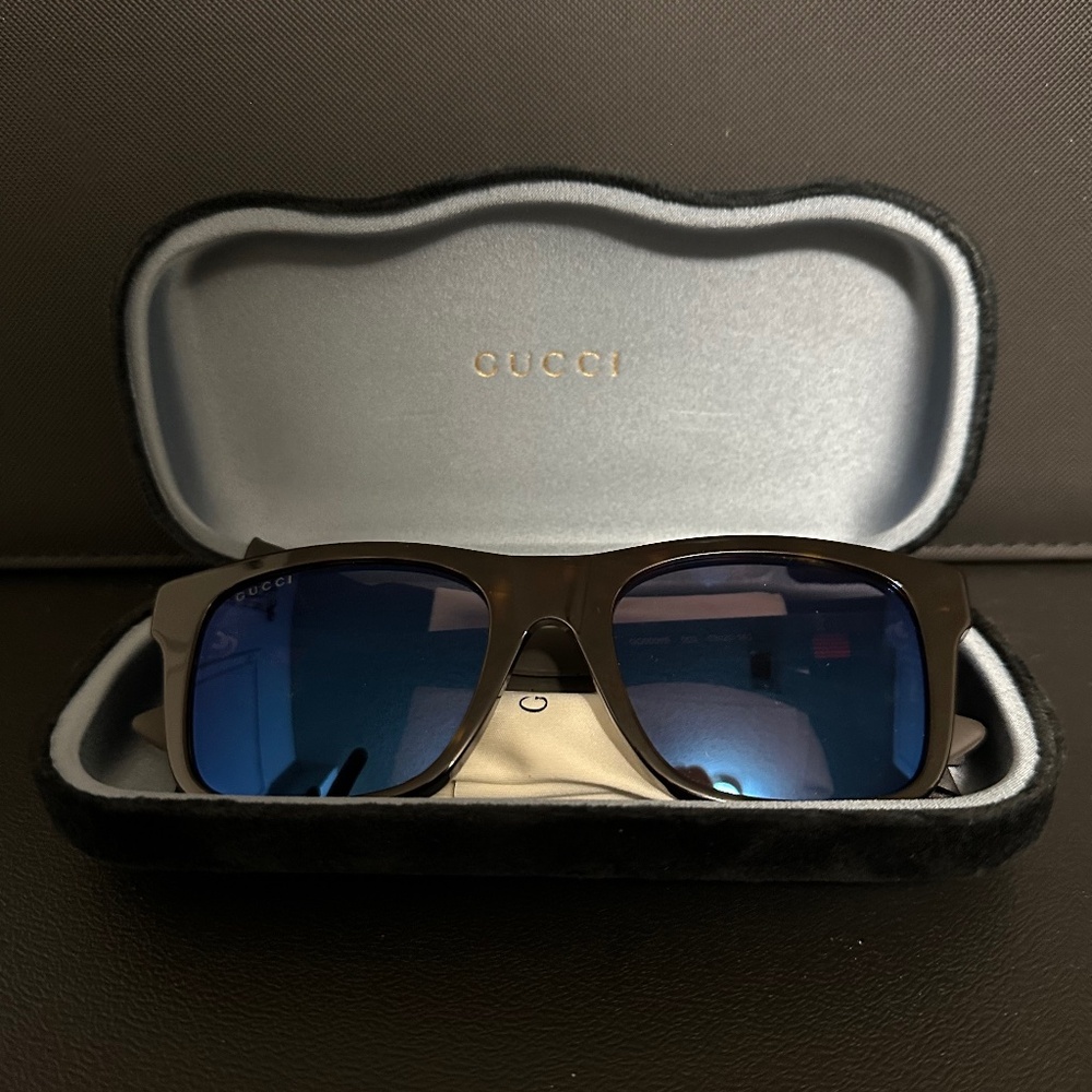 Gucci GG0008S 003 BRAND NEW in box